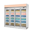 Um supermercado mais frio da porta de vidro fria do refrigerador da exposição da bebida refrigerou a mostra