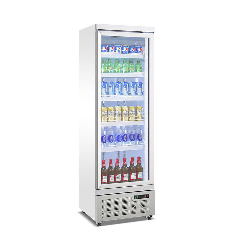 A porta de vidro bebe a cerveja do refresco do refrigerador refrigerou refrigerador ereto da porta dos refrigeradores da exposição o único